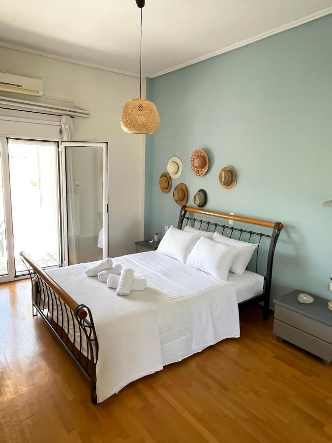 Sunny Beach House Corinth Exterior photo