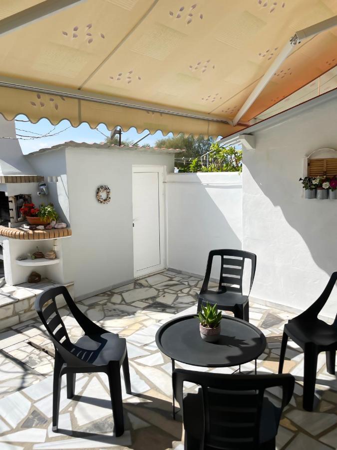 Sunny Beach House Corinth Exterior photo