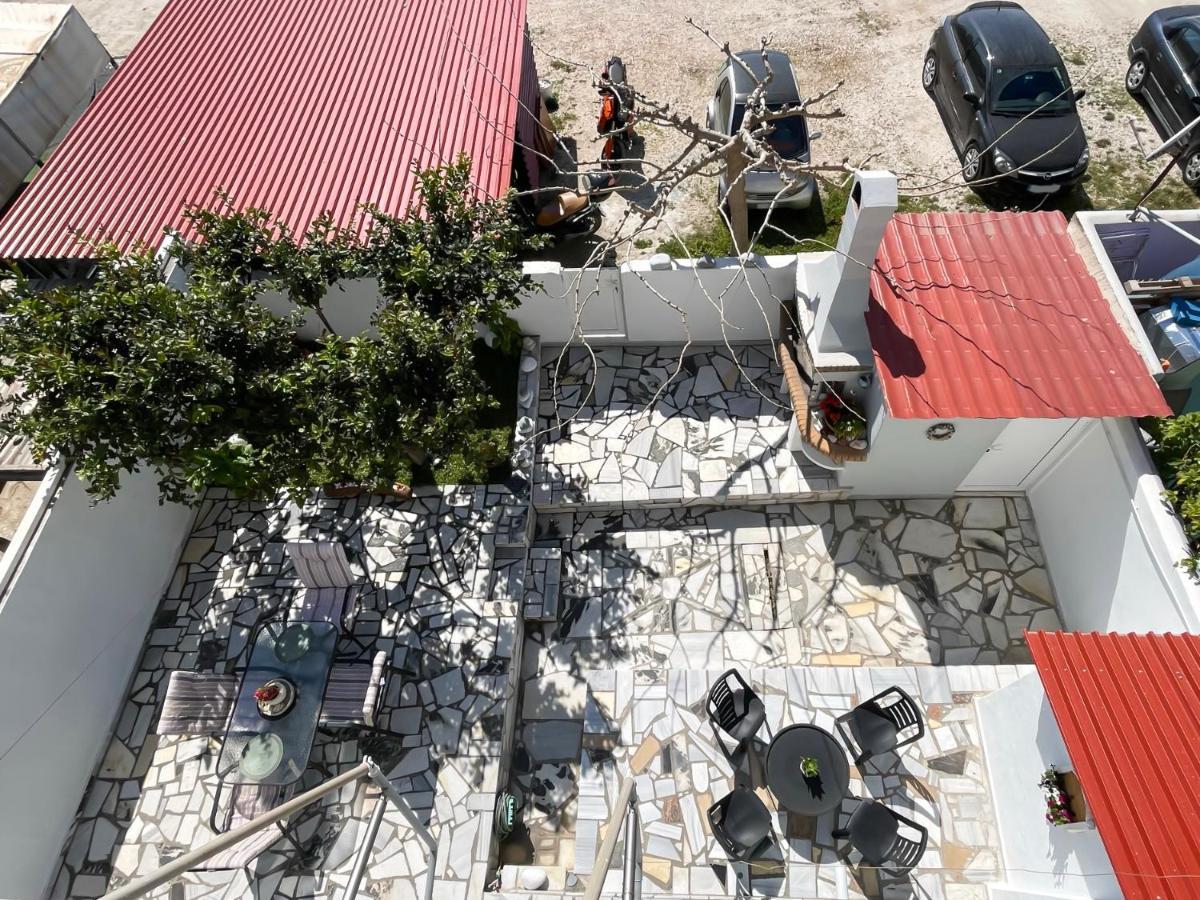 Sunny Beach House Corinth Exterior photo